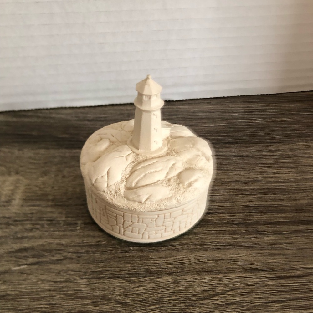 Lighthouse Trinket Box - Picture 5 of 11